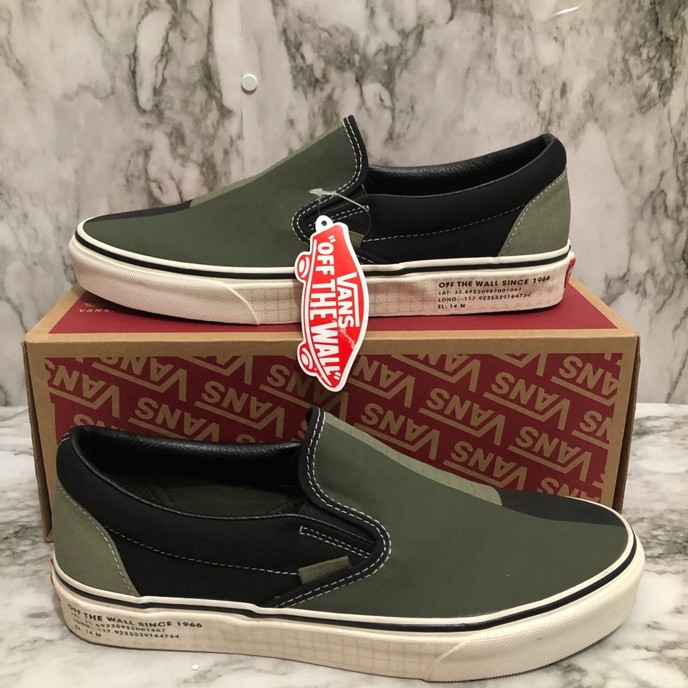 VANS New w/tag Slip On Sneakers - Picture 8 of 8